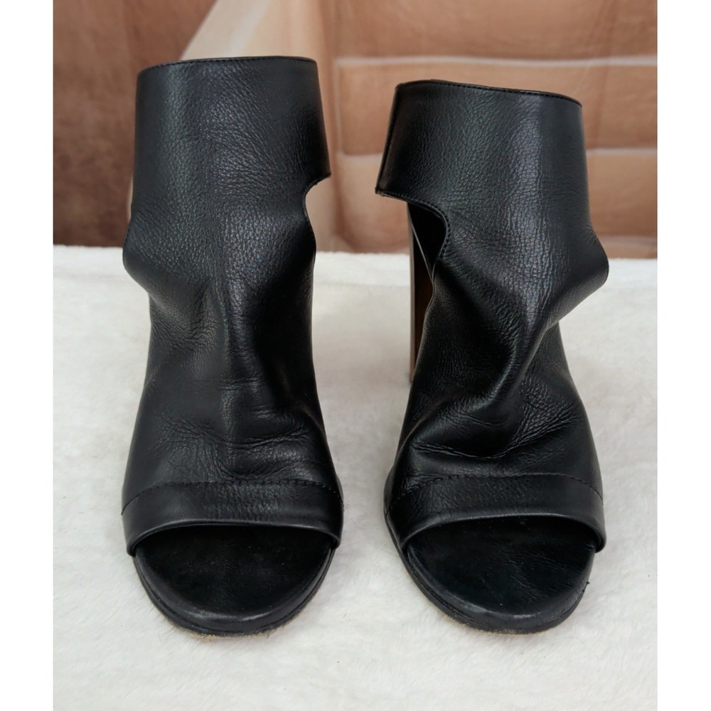Vince Addie Black Leather Heels Peep Toe Size 5.5